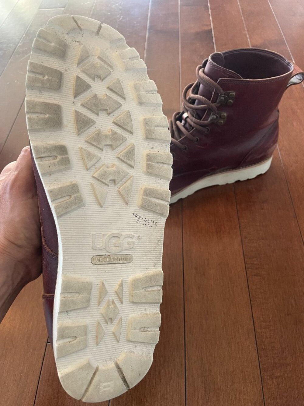 UGG Men's Ritter Boot - Picture 8 of 8